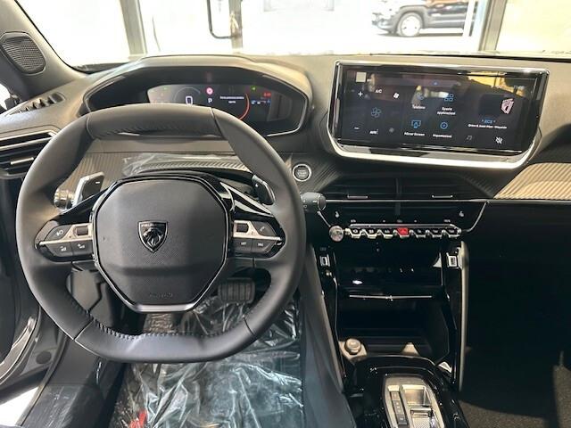 Peugeot 2008 PureTech 130 S&S EAT8 Allure