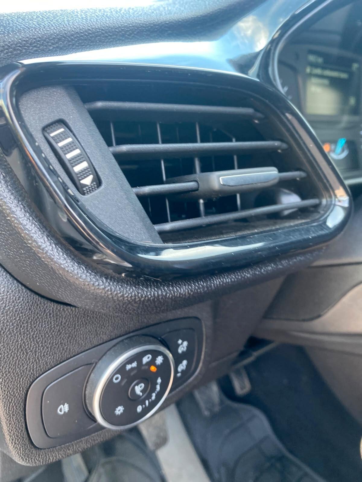 Ford Fiesta 1.5 EcoBlue 5 porte Plus