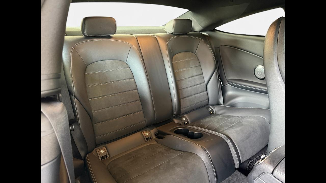 Mercedes-Benz Classe C - A/C/S/W 205 - C Coupe 220 d Premium Plus auto