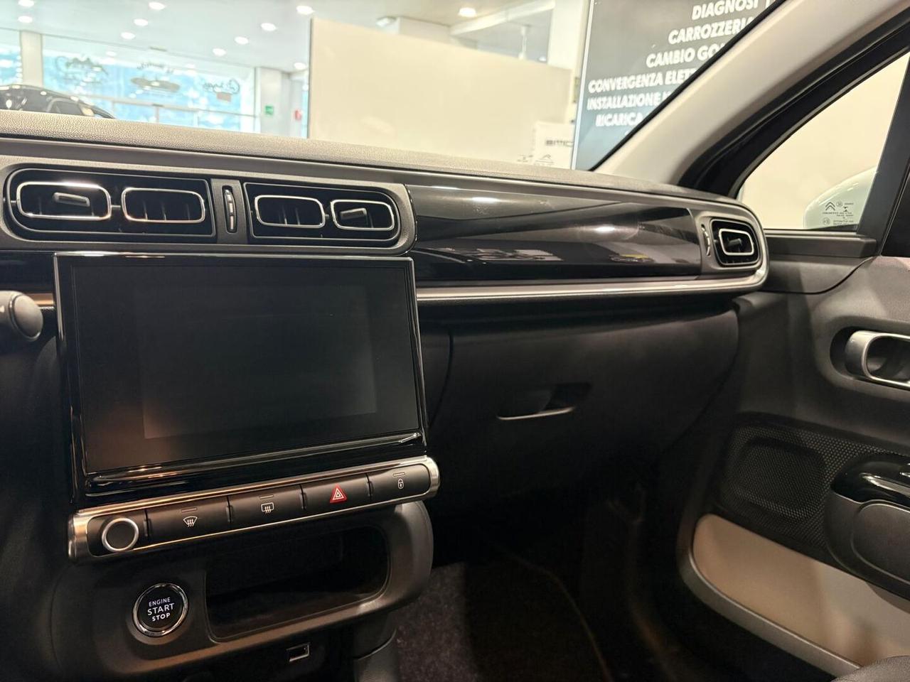 Citroen C3 1.2 puretech Shine Pack s&s 83cv