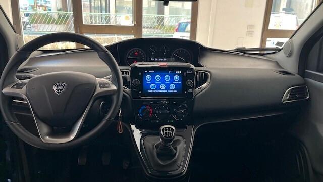 Lancia Ypsilon 1.0 FireFly 5 porte S&S Hybrid Ecochic Gold