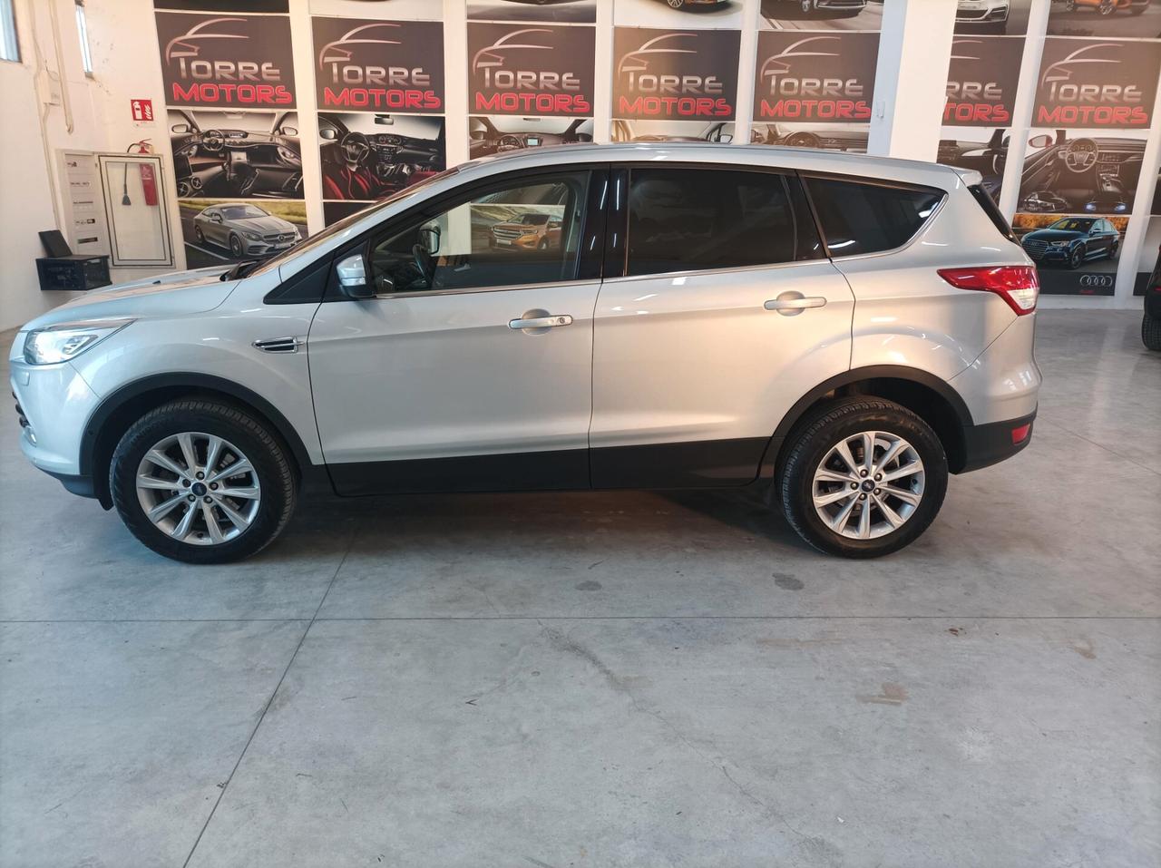 Ford Kuga 2.0 TDCI 150 CV S&S 4WD Powershift Titanium 12/2015