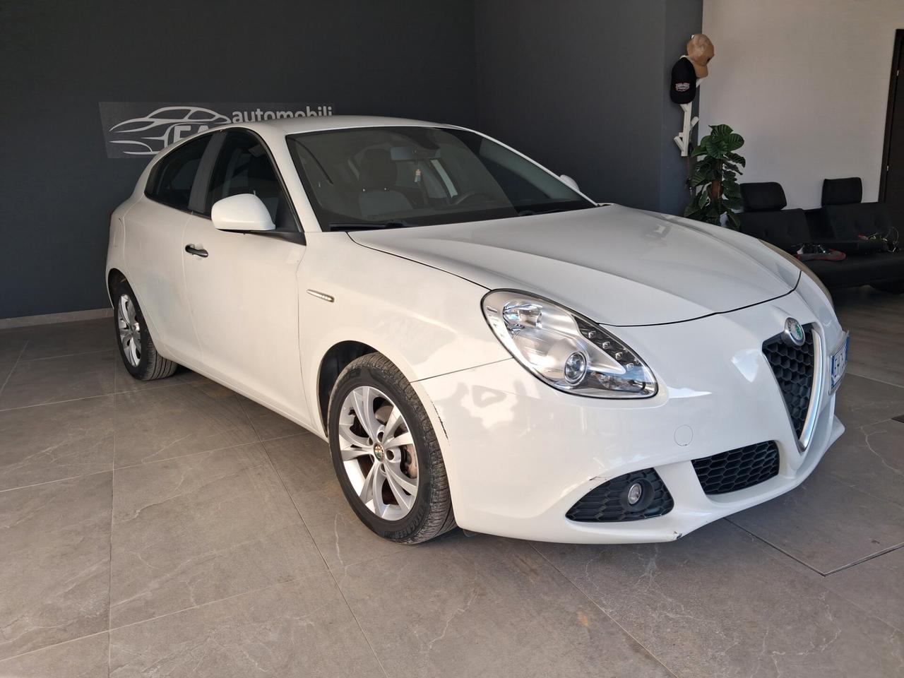 Alfa Romeo Giulietta 1.6 JTDm-2 105 CV Distinctive
