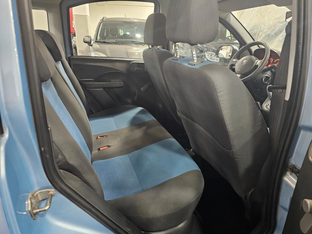 NUOVA FIAT PANDA EMOTION 1.2 DUALOGIC BENZ 60CV - CAMBIO AUTOMATICO
