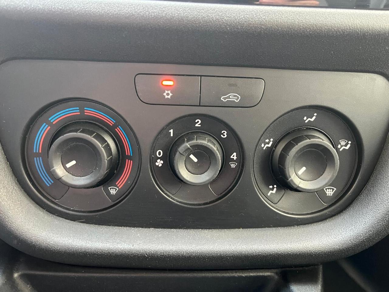 Fiat Doblo 1.6 MJT 105CV PL-TN Cargo MAXI Lounge DOPPIA PARTE LATERALE