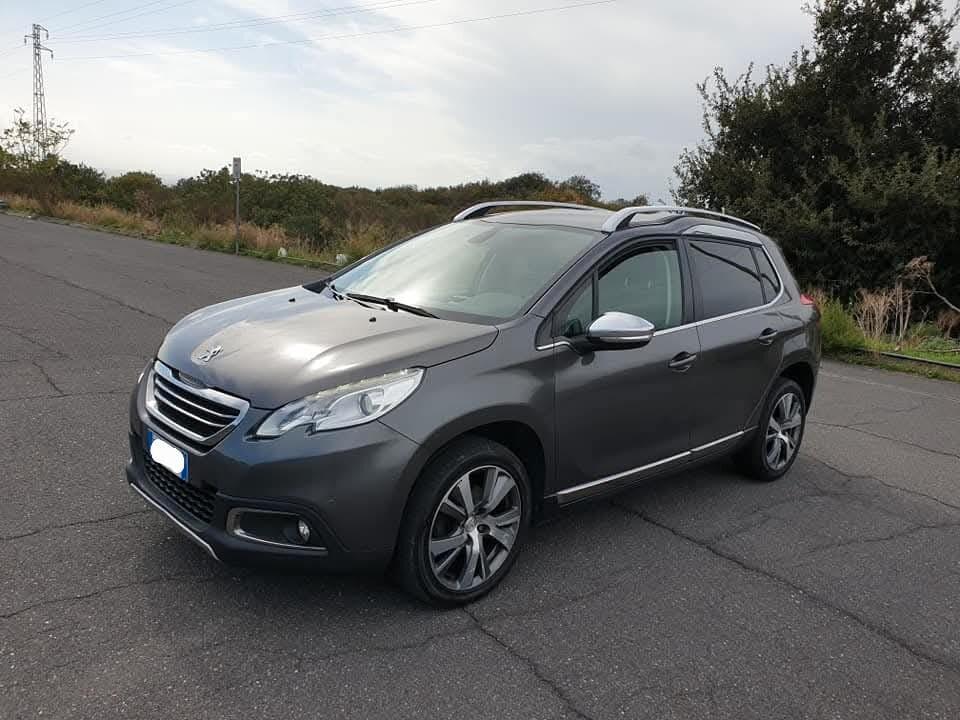 Peugeot 2008 Allure 1.6 e-HDi 115 CV tetto panoramico