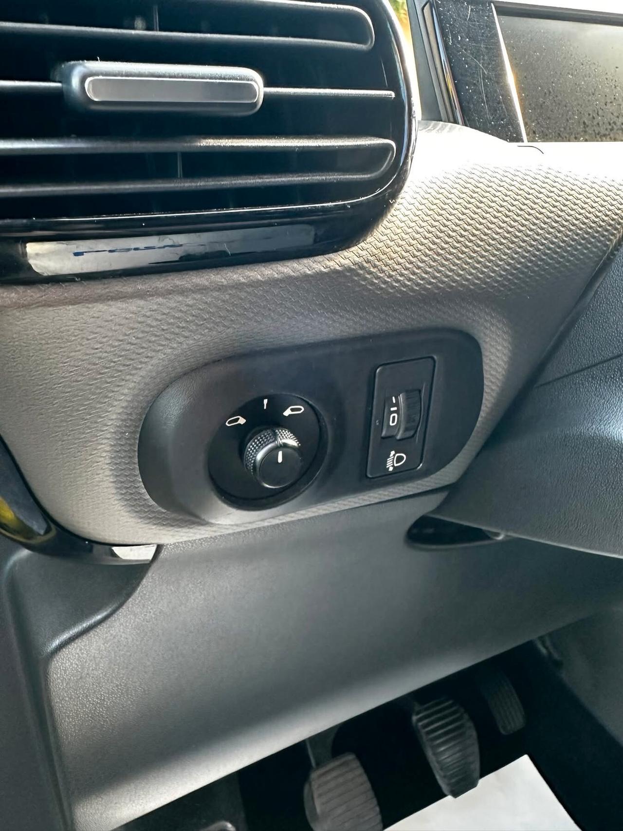Citroen C4 Cactus BlueHDi 100 Shine NEOPATENTATI