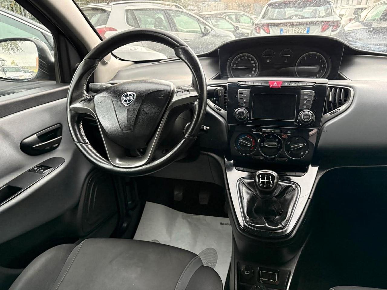 Lancia Ypsilon 1.2 69 CV 5 porte GPL Ecochic Gold