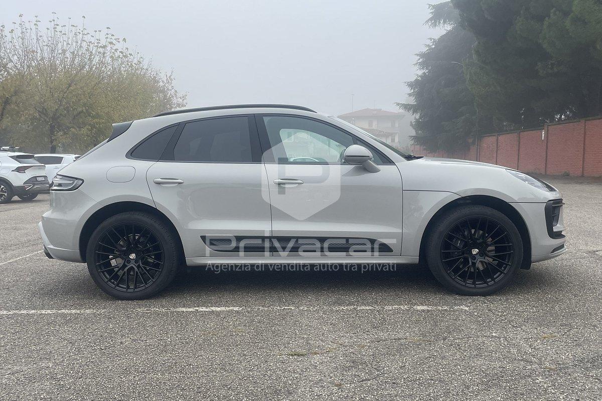 PORSCHE Macan 2.0