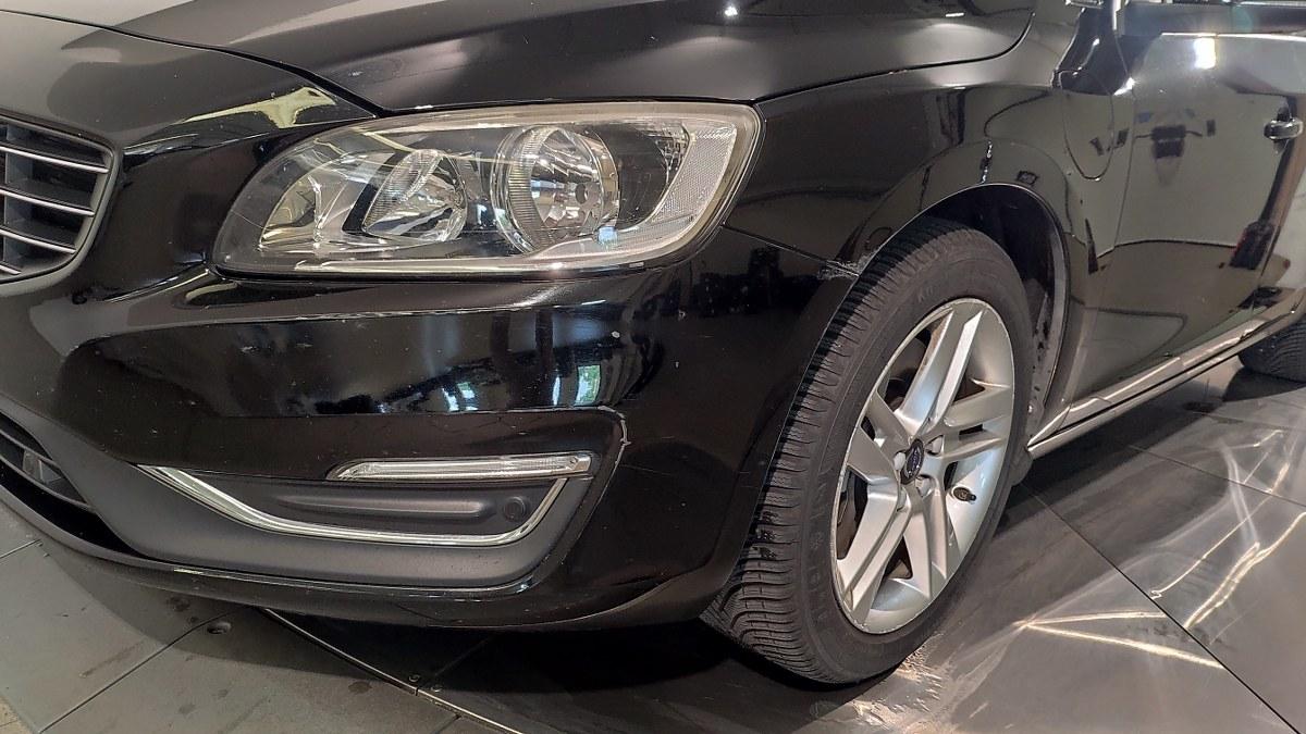 VOLVO V60 D6 Twin Engine Geartronic Summum