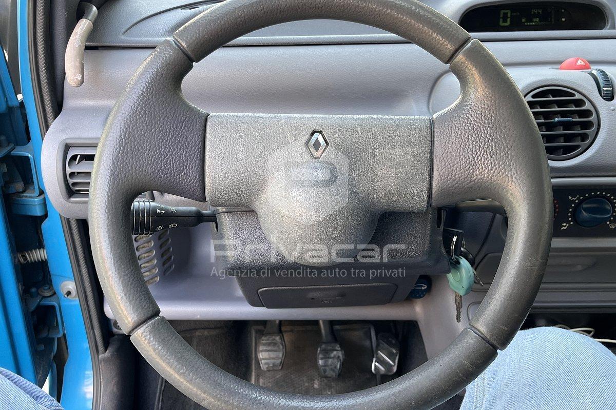 RENAULT Twingo 1.2i cat Base (1239cc)