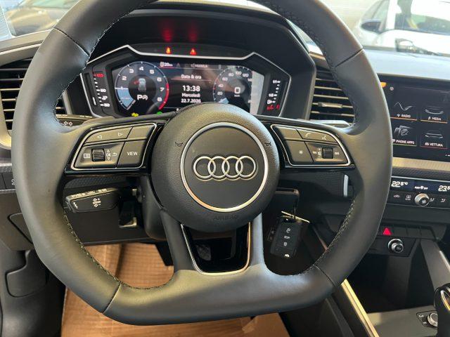 AUDI A1 SPB 30 TFSI Stronic S line edition "17 Sline/F.Led