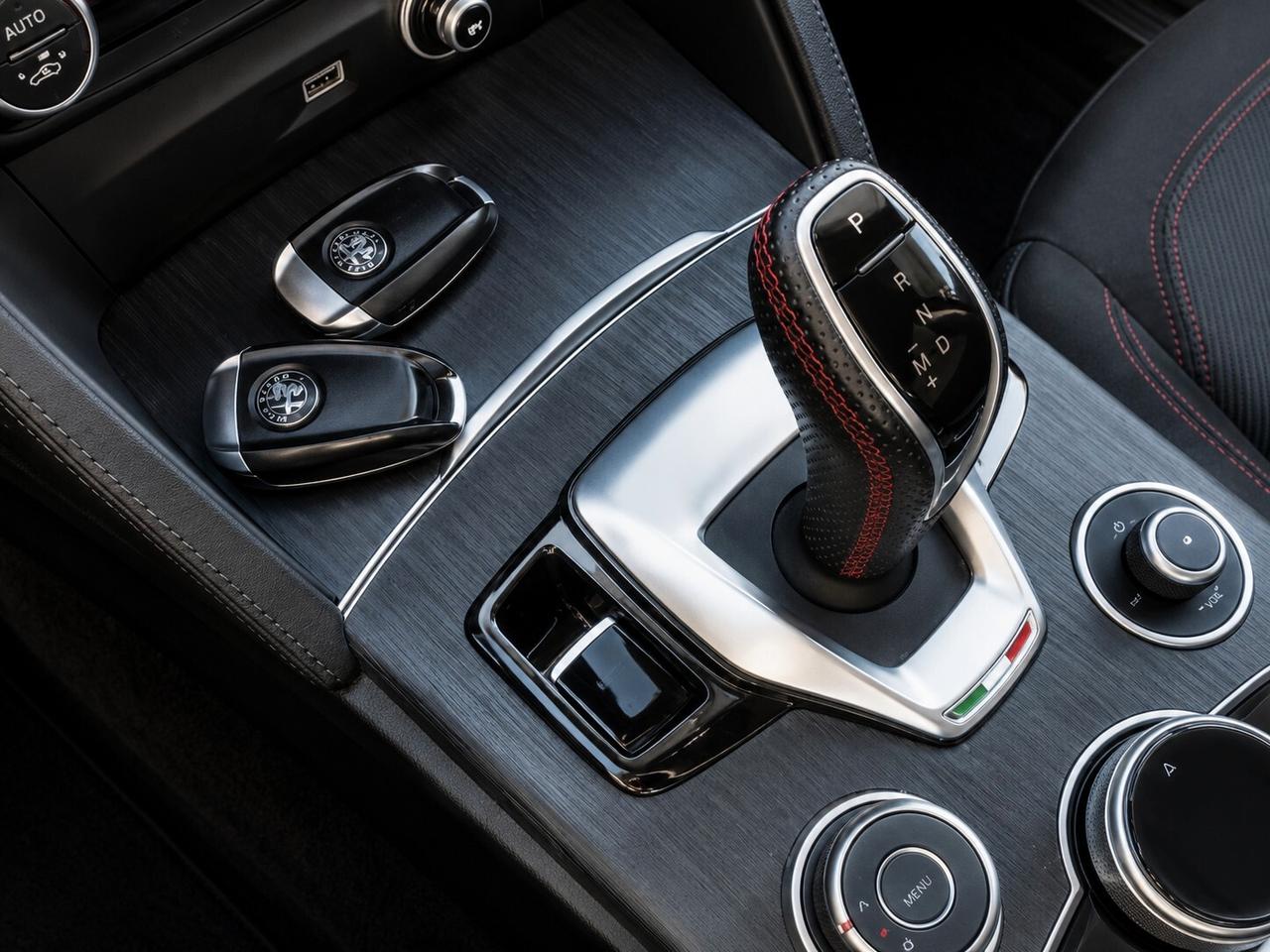 Alfa Romeo Stelvio 2.2 Turbodiesel 190 CV AT8 Q4 Business