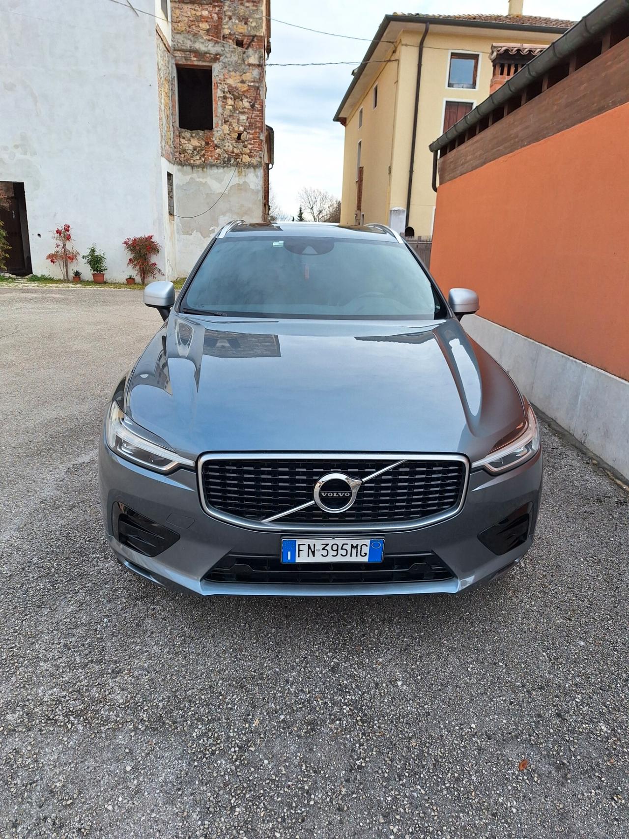 Volvo XC 60 XC60 D4 AWD R-design