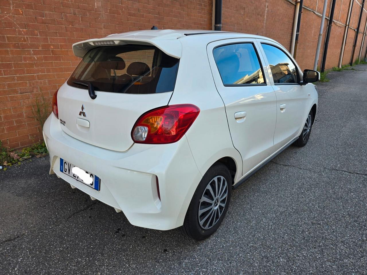 Mitsubishi Space Star Space Star 1.2 Invite GARANZIA CASA MADRE!