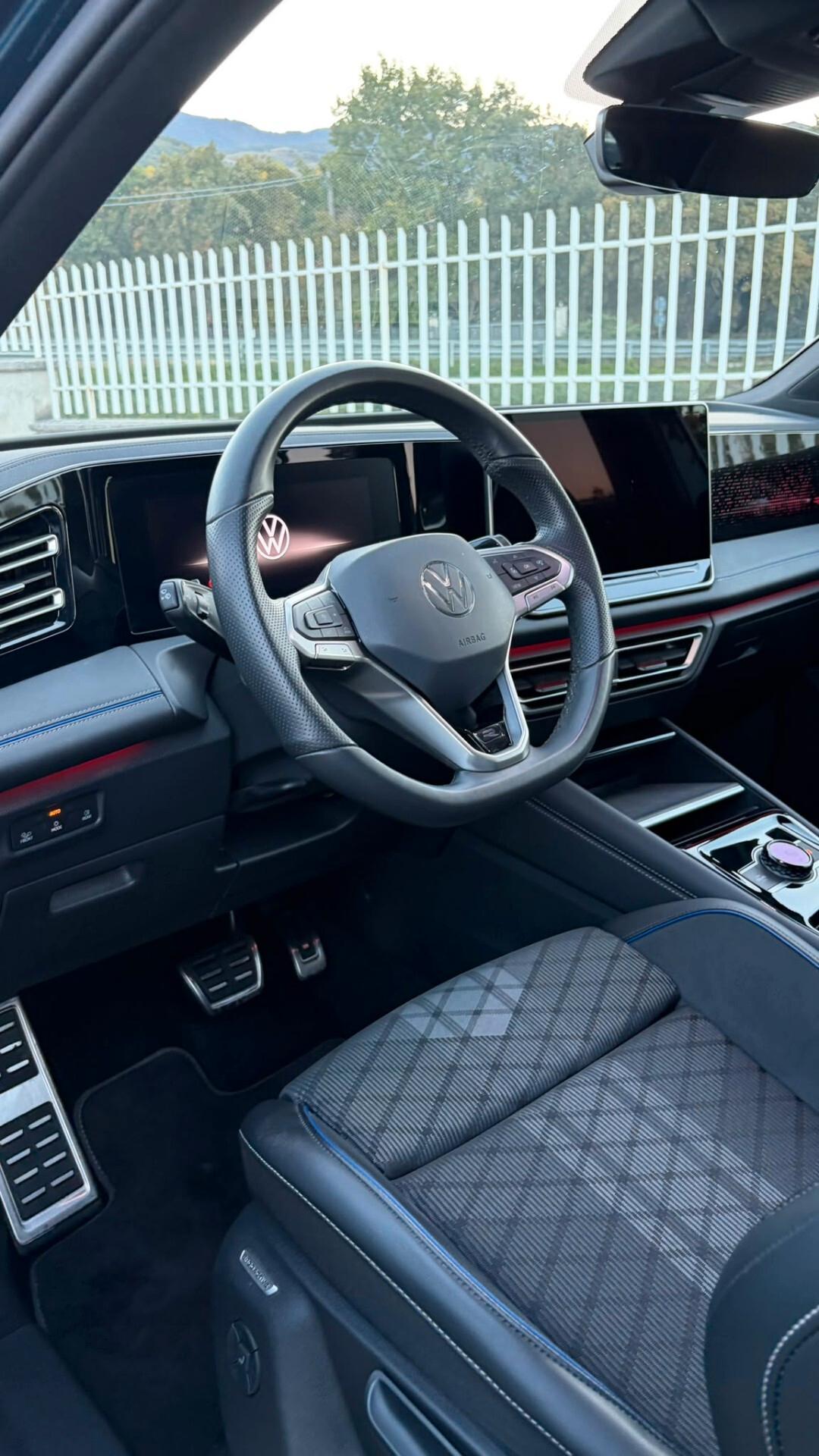 Volkswagen Tiguan 2.0 TDI 150 CV DSG R-Line