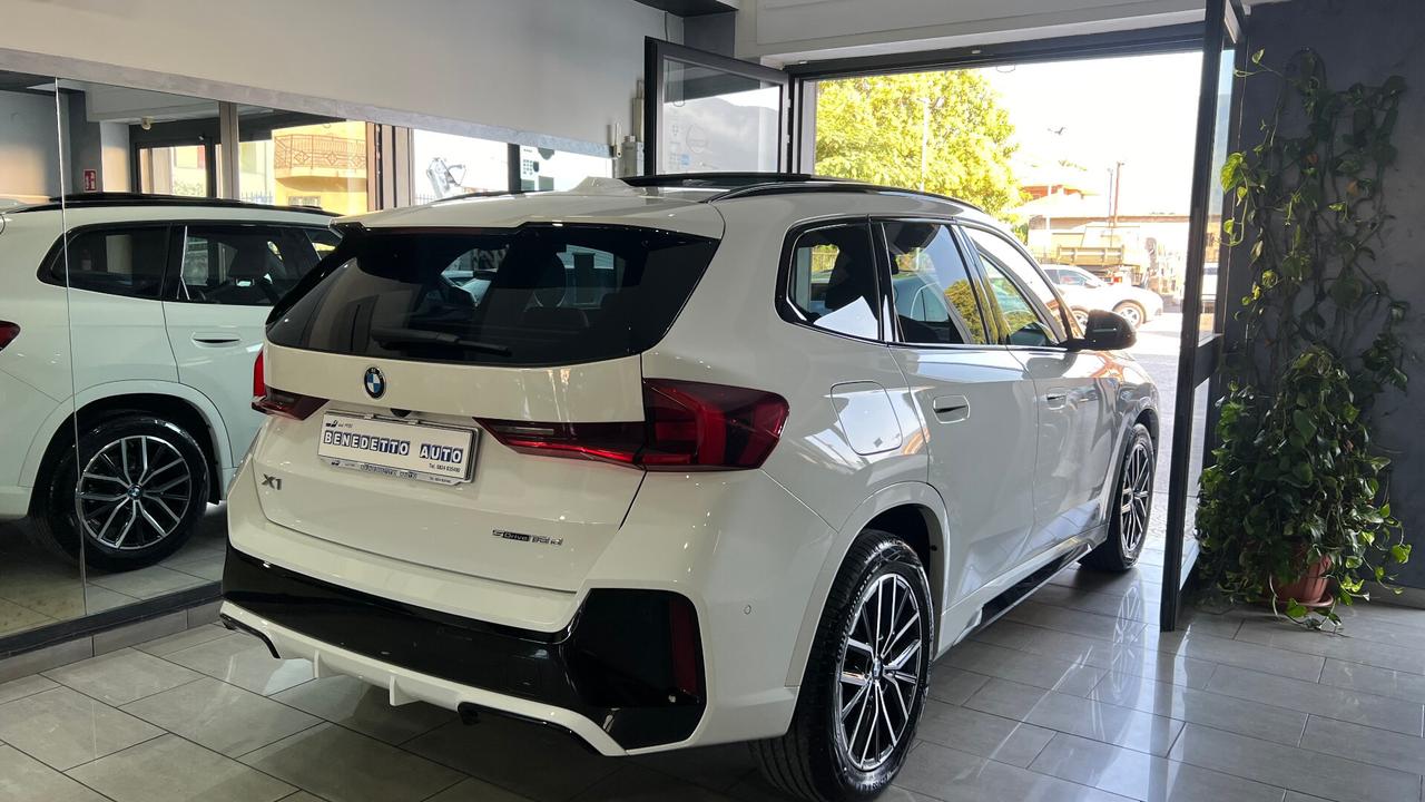 BMW X1 M SPORT TETTO UFF ITALIA