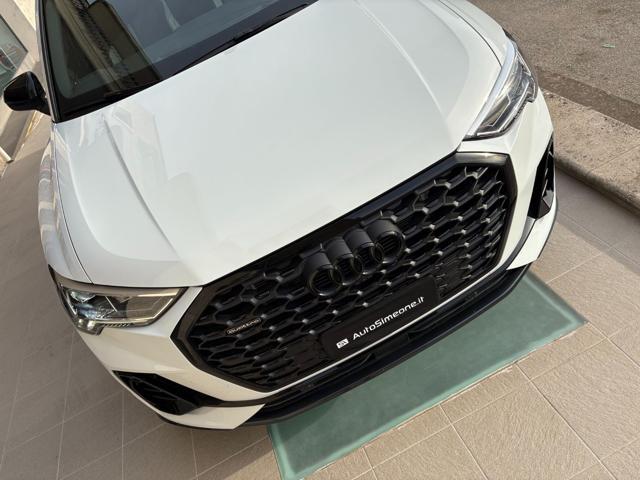 AUDI Q3 SPB SPORTBACK 40TDI S tronic S line Identity Black