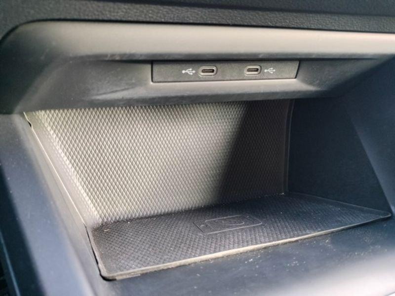 Volkswagen Golf 2.0 TDI SCR 85kW Life DSG