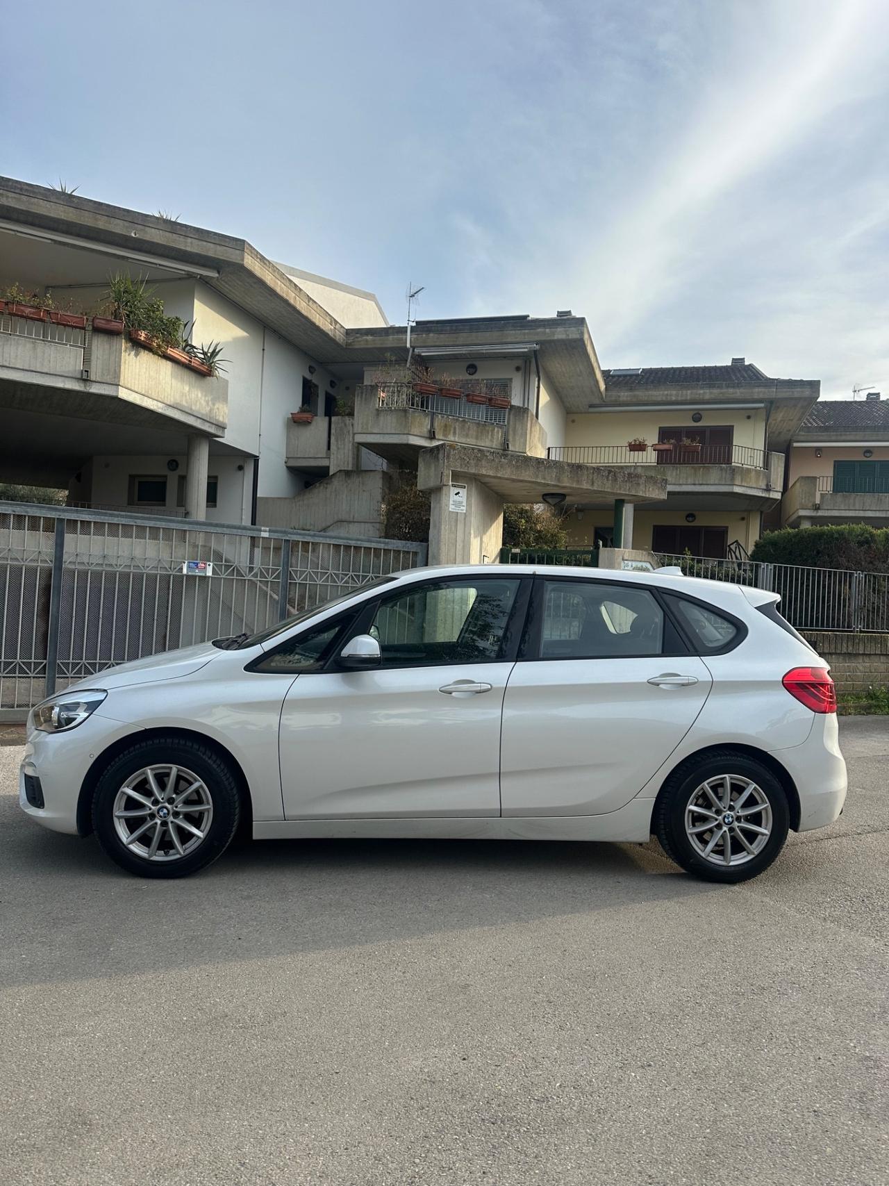 BMW 216d Active Tourer Luxury