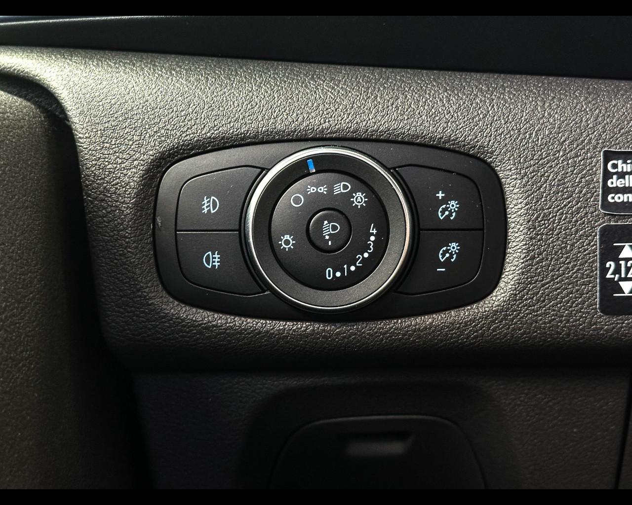 FORD Transit Custom 1ª s - Transit Custom 320 2.0 EcoBlue 150 PC-