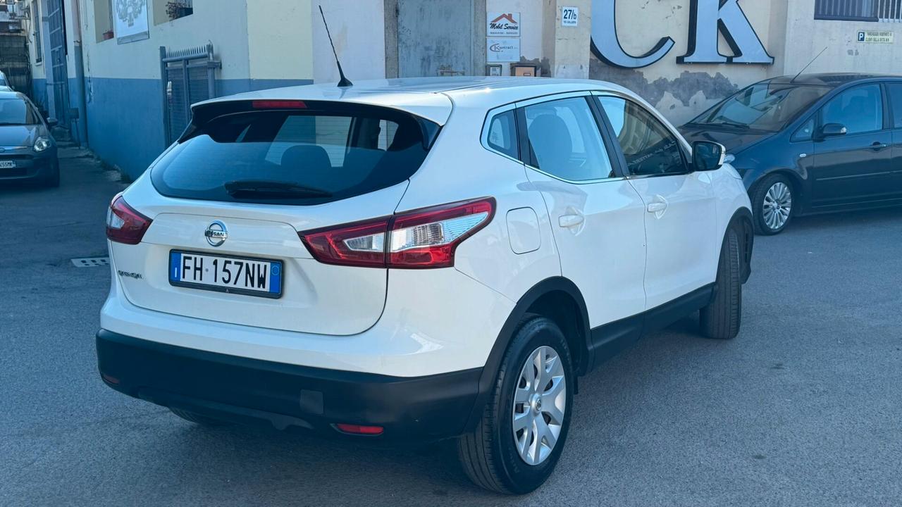 Nissan Qashqai 1.5 dCi N-Vision