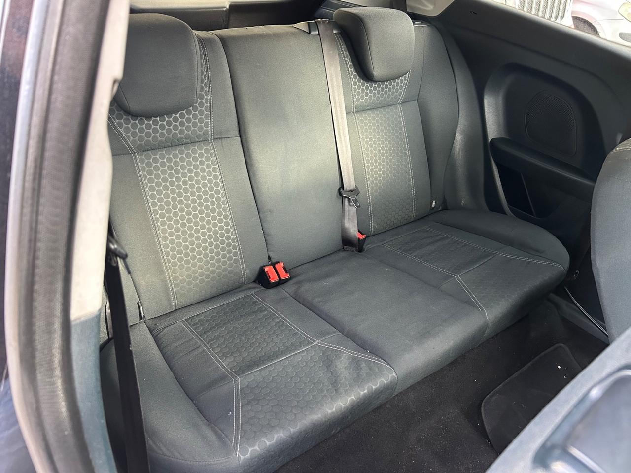 Ford Fiesta 1.4 TDCi 68CV 3 porte Titanium