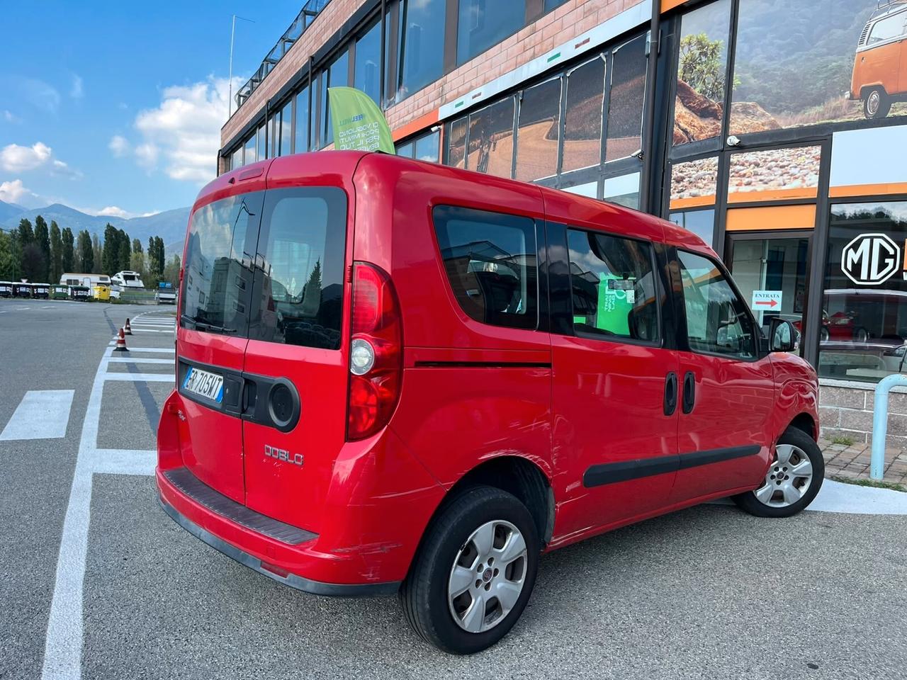 Fiat Doblo 1.6 Diesel 105 cv MJT Autocarro 5 Posti