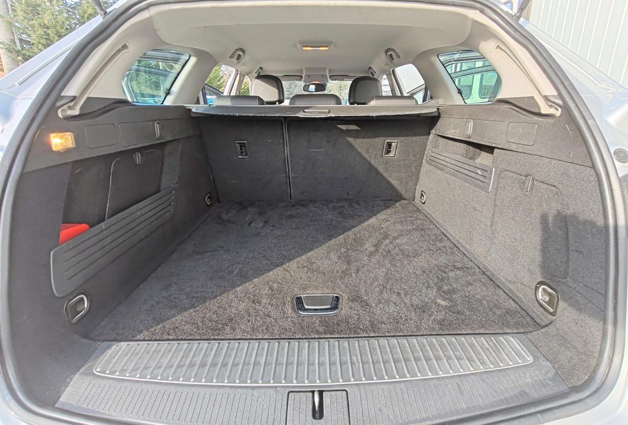 Opel Astra 1.6 CDTI 136CV S&S Sports Tourer Cosmo 2015