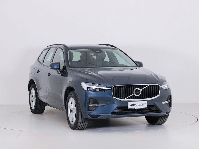 Volvo XC60 XC60 B4 (bz) 197CV TRAZIONE ANTERIORE MOMENTUM PRO