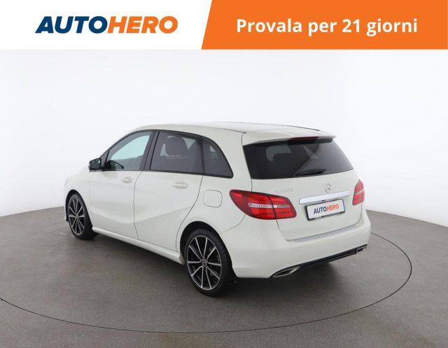 MERCEDES-BENZ B 180 d Sport