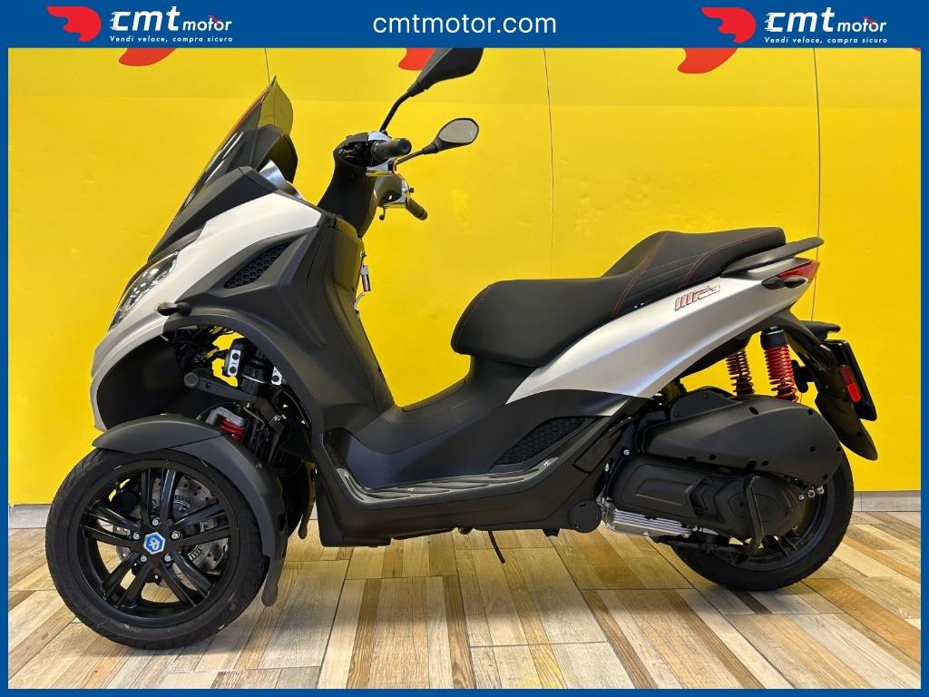 Piaggio MP3 - 2024