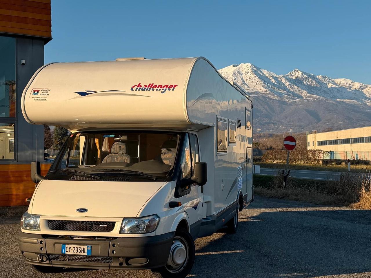 Ford TRANSIT mansardato