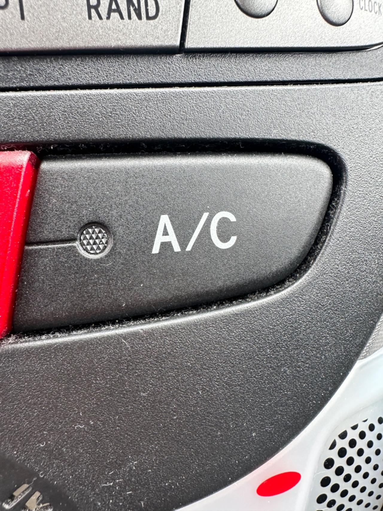 Peugeot 107 1.0 68CV 5p. Plaisir