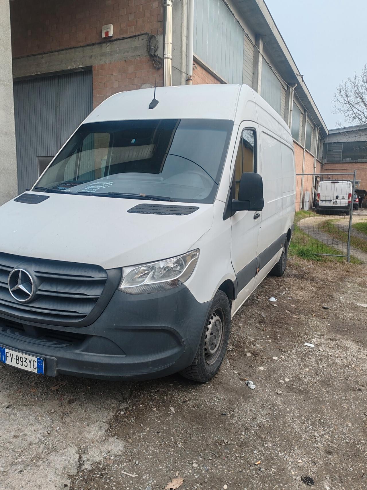 Mercedes Benz sprinter w907