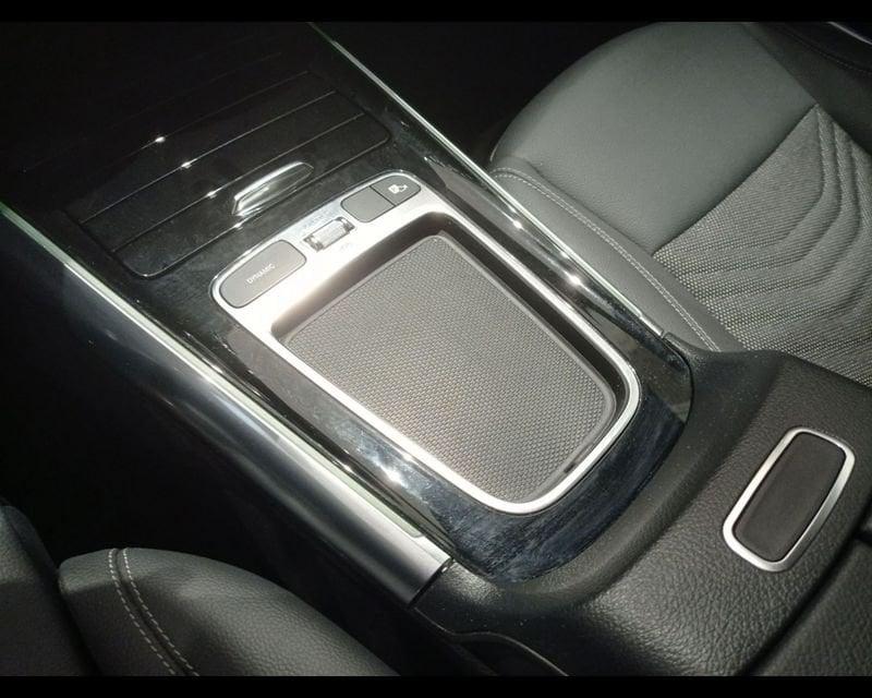 Mercedes-Benz EQA 300 Progressive Advanced 4matic