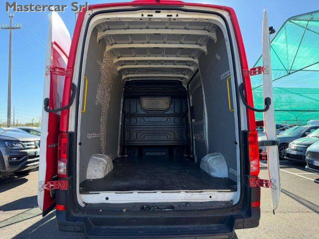 VOLKSWAGEN Crafter eCrafter elettrico - targa GB733HP