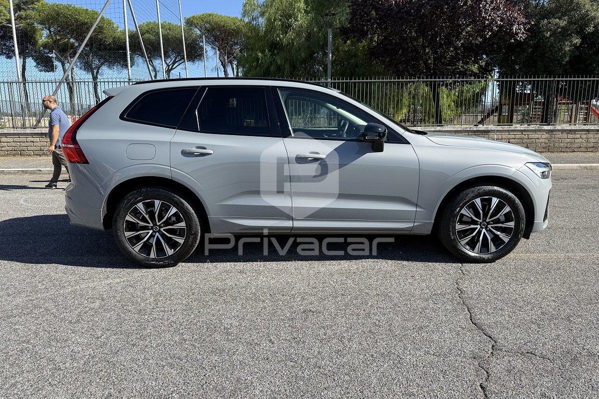 VOLVO XC60 B4 (d) automatico Plus Dark