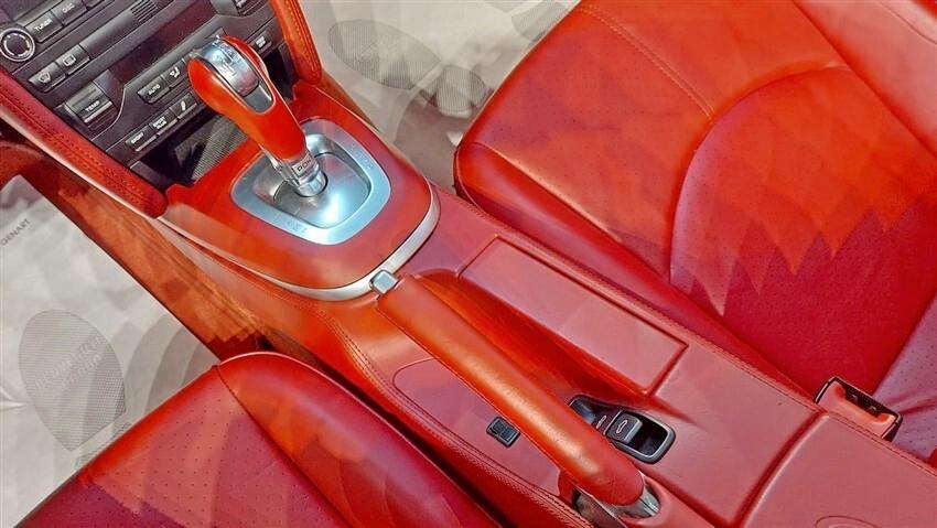 Porsche 911 Carrera 4S Cabriolet