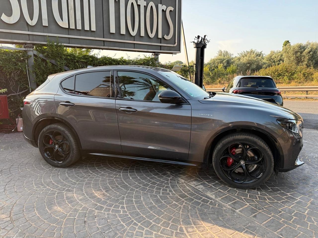 Alfa Romeo Stelvio 2.0 Turbo 280 CV AT8 Q4 Veloce