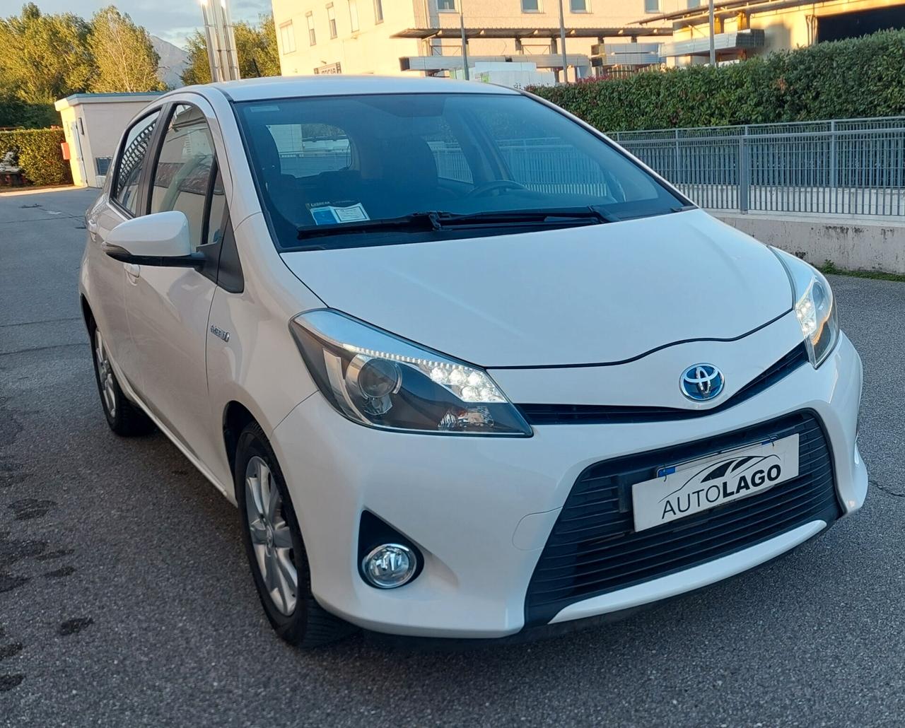 Toyota Yaris 1.5 Hybrid ..NEOPATENTATI