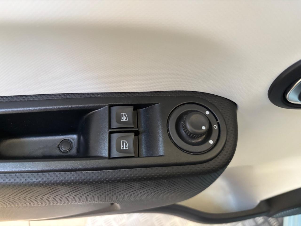 Renault Twingo SCe Duel