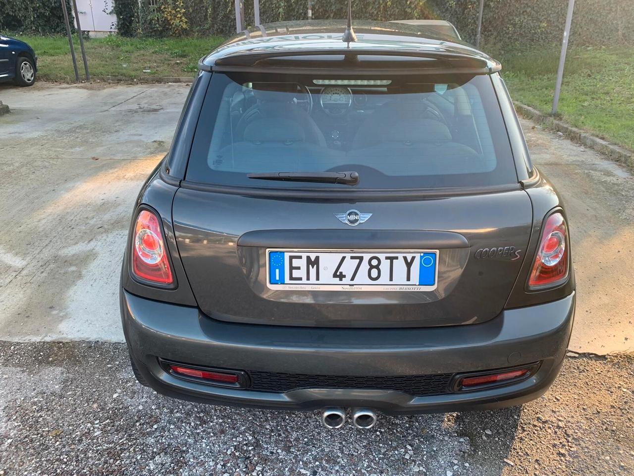 Mini Cooper SD manuale