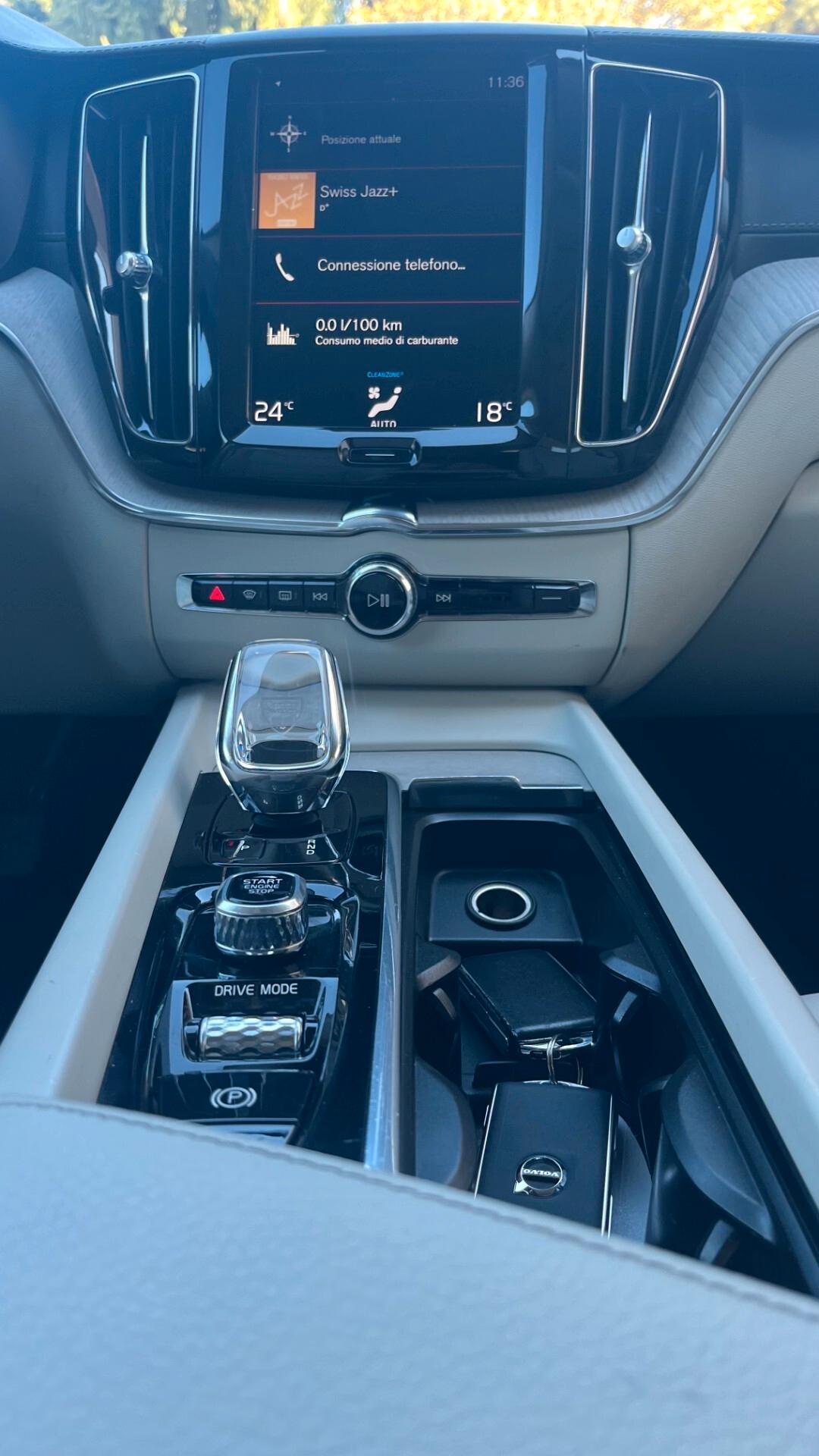 Volvo XC 60 XC60 B4 (d) AWD Geartronic Inscription