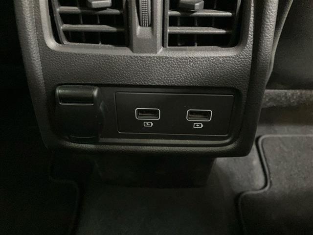 RENAULT Captur 1.6 E-TECH Plug-in Hybrid 160cv Intens Auto