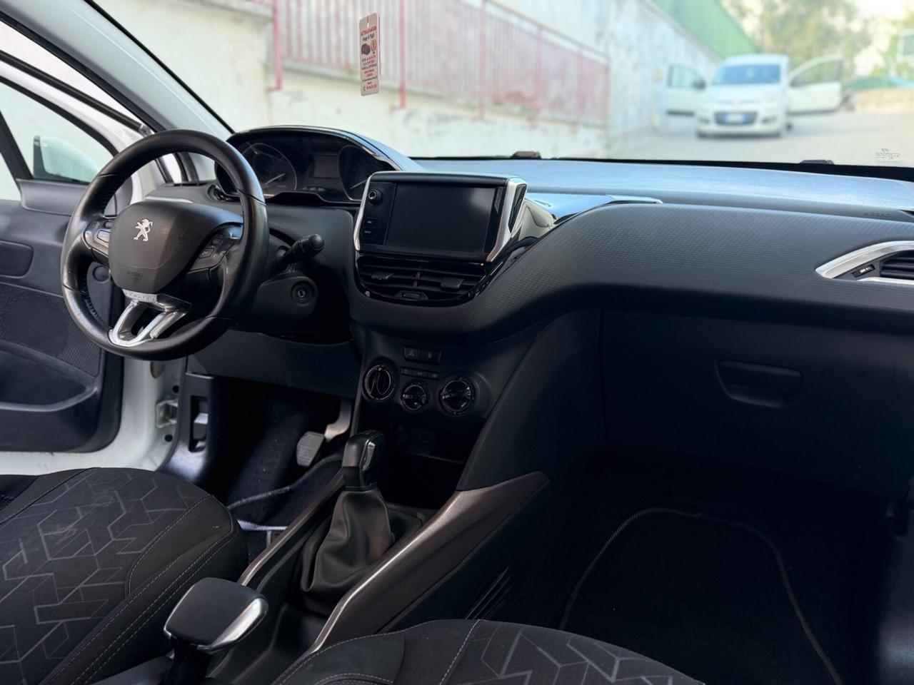 Peugeot 2008 BLUEHDI