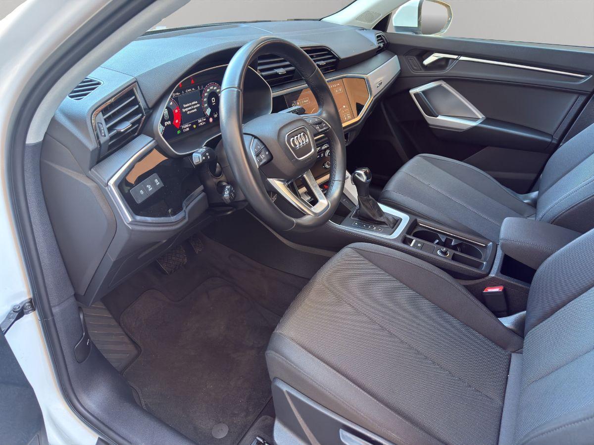 AUDI - Q3 - 35 2.0 TDI 150cv S tronic S line edition