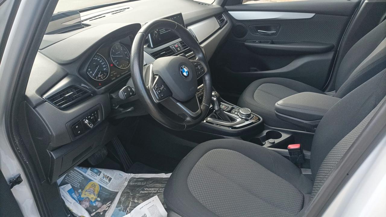 Bmw 218d Active Tourer Advantage