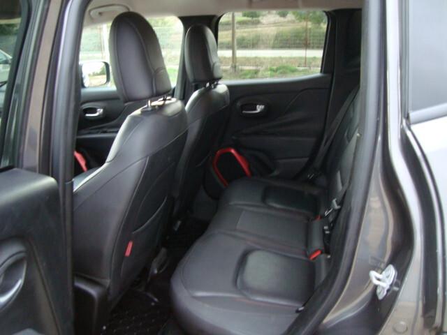Jeep Renegade 2.0 Mjt 170CV 4WD Active Drive Low Trailhawk