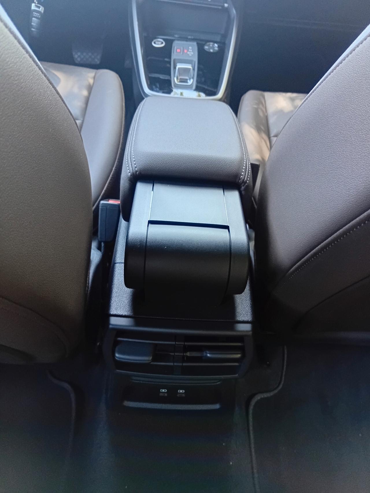 Audi A3 SPB 30 g-tron S tronic line edition + Blocksistem